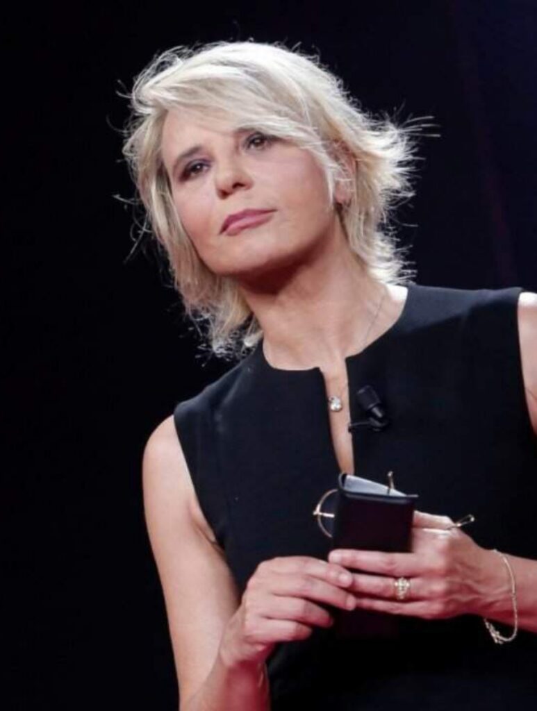 Maria De Filippi durante il programma