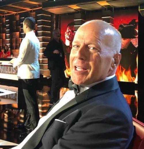 Bruce Willis sereno