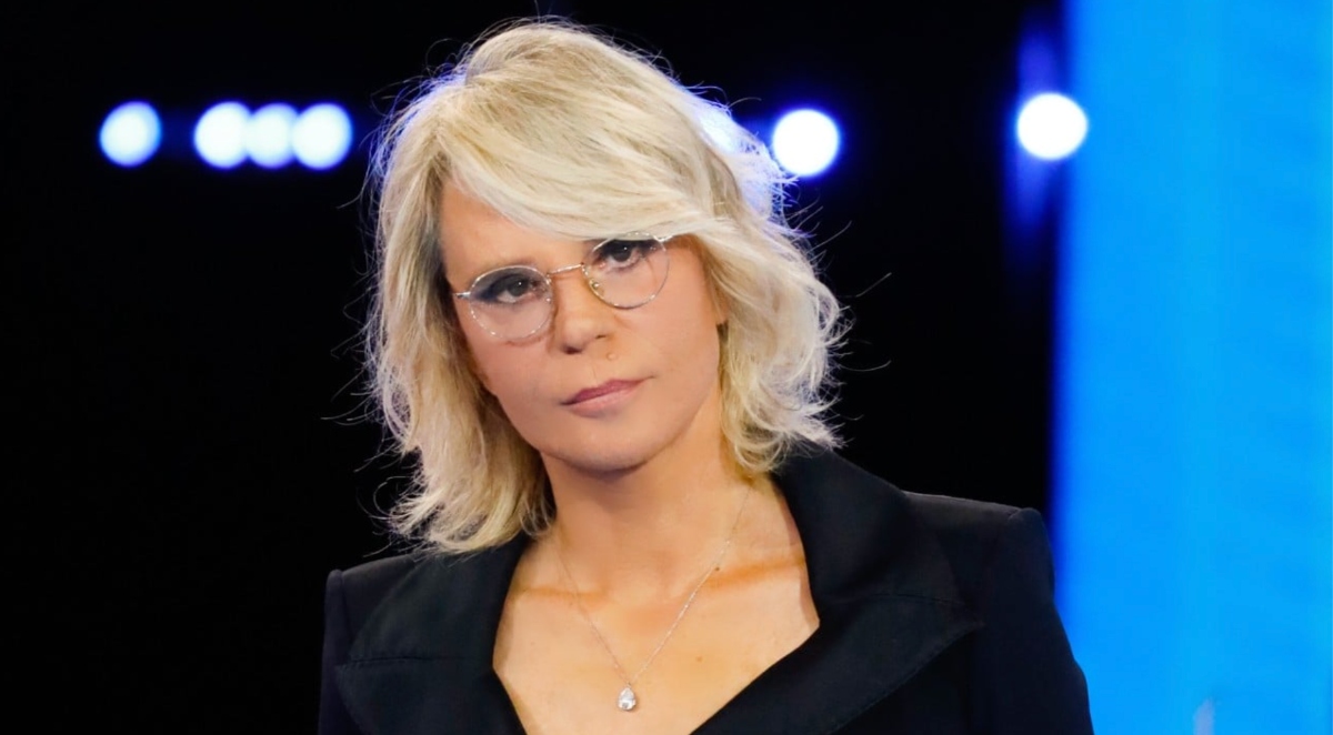 Sorpresa ad Amici: eliminazione inaspettata del ballerino, Maria senza parole
