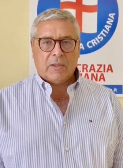 Totò Cuffaro lascia la guida della Dc: dimissioni dopo l’inchiesta giudiziaria