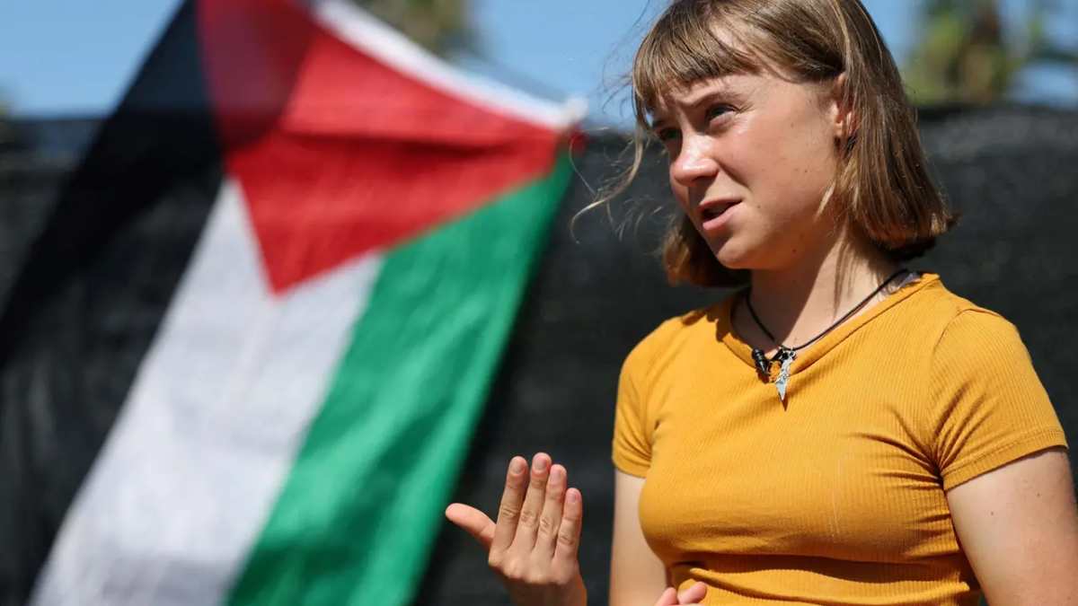 Greta Thunberg abbandona la Svezia: “Non mi sento più sicura”