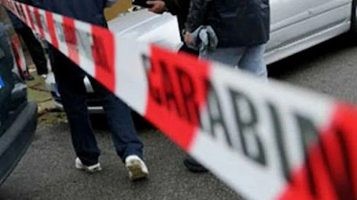 Lancia la moglie dal balcone, poi compie un gesto estremo: tragedia scioccante in Italia, scena terribile