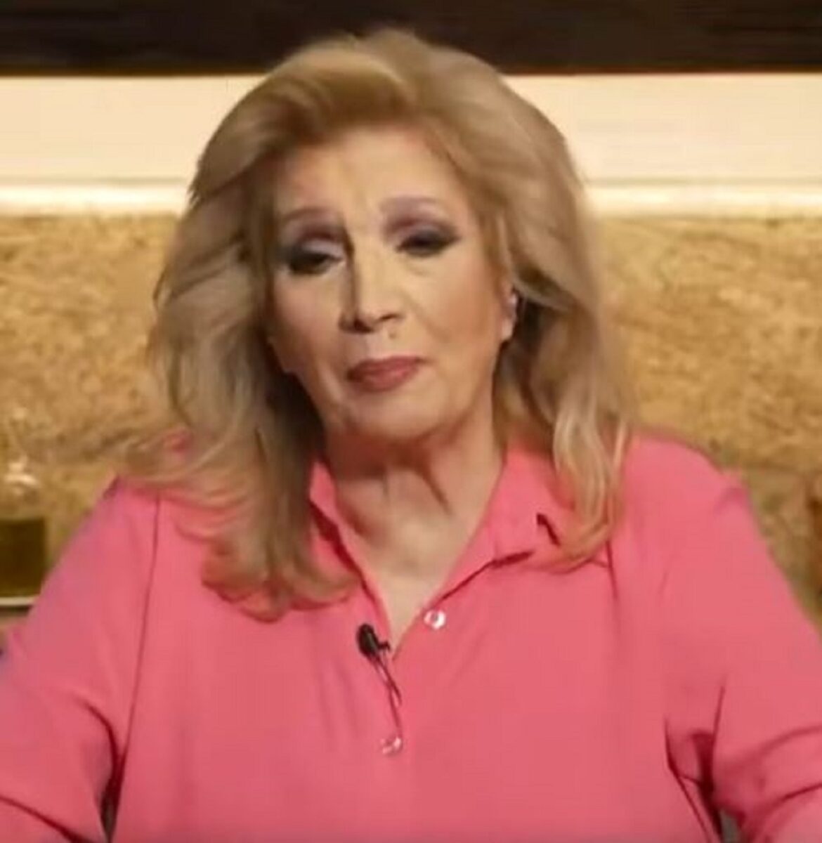 Iva Zanicchi durante la diretta