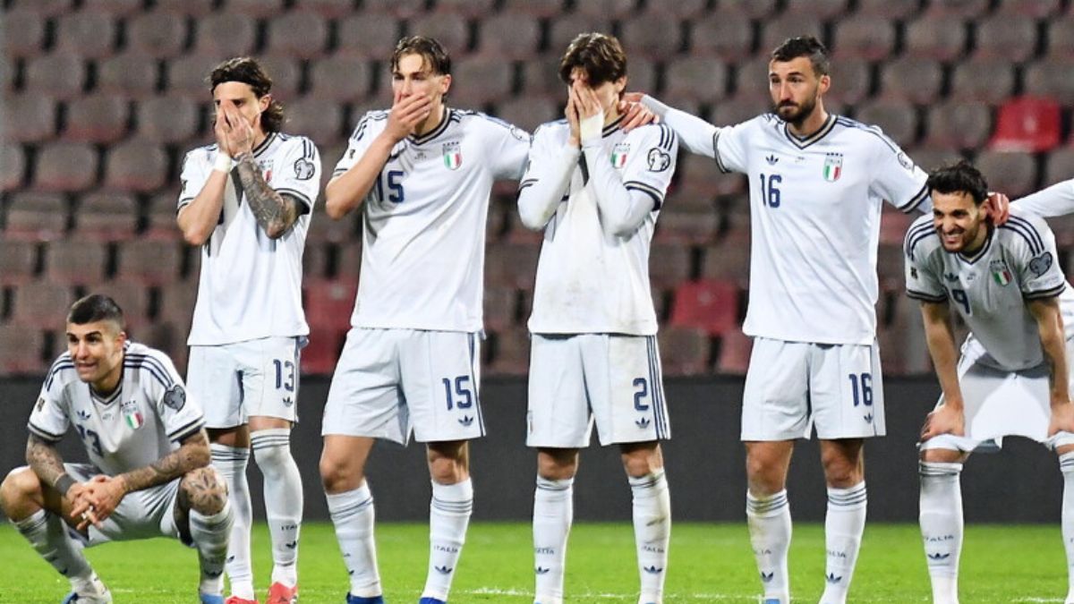 folla per Mondiali 2026