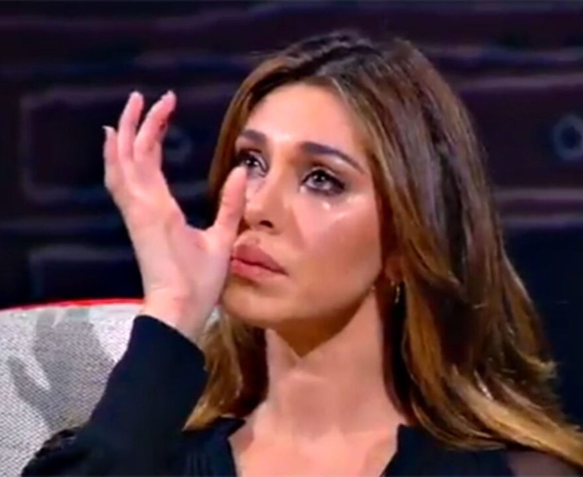 Belen Rodriguez in lacrime