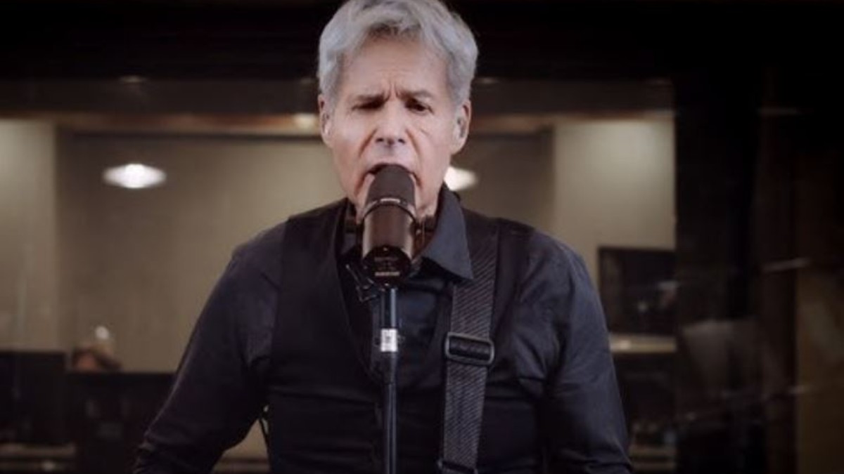 Claudio Baglioni e la sua lotta contro la polmonite interstiziale