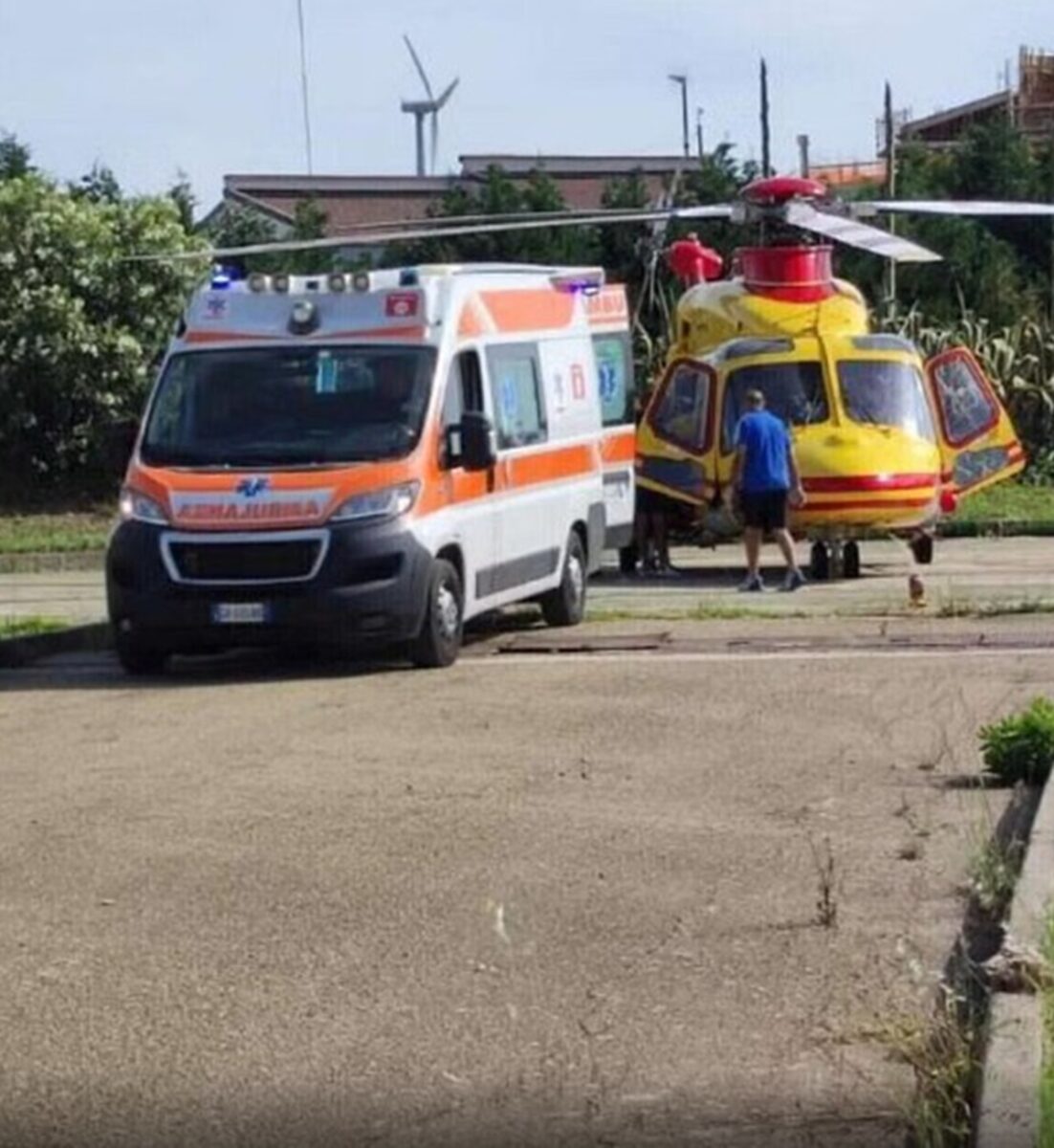 Immagine di soccorsi in spiaggia
