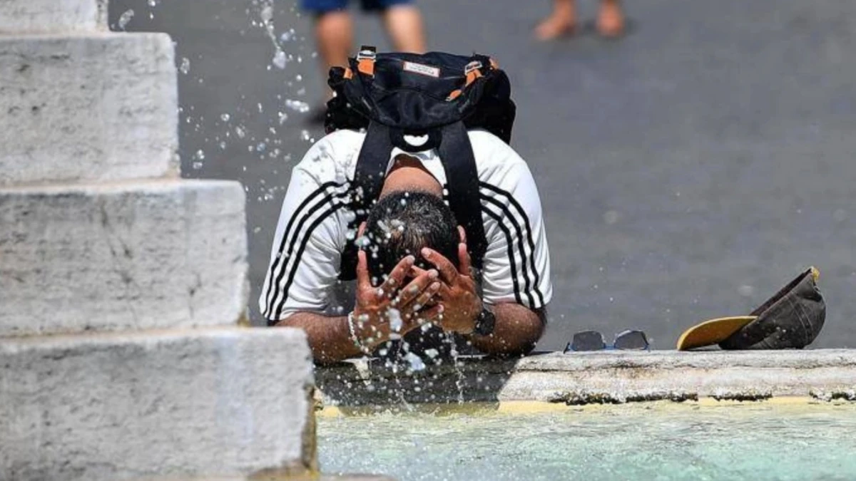 Persone alle prese con il caldo africano