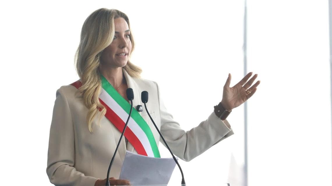 Giorgia Meloni e autorità al Salone Nautico