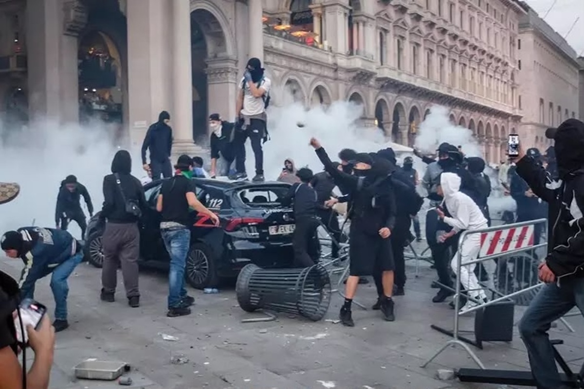 Disordini a Milano