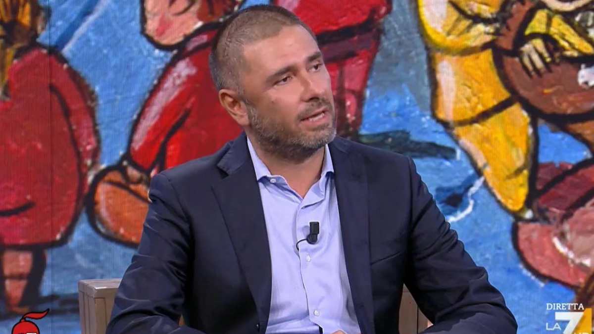 Di Battista durante l'intervista